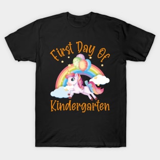 Nice Unicorn and Rainbow | First Day of Kindergarten T-Shirt